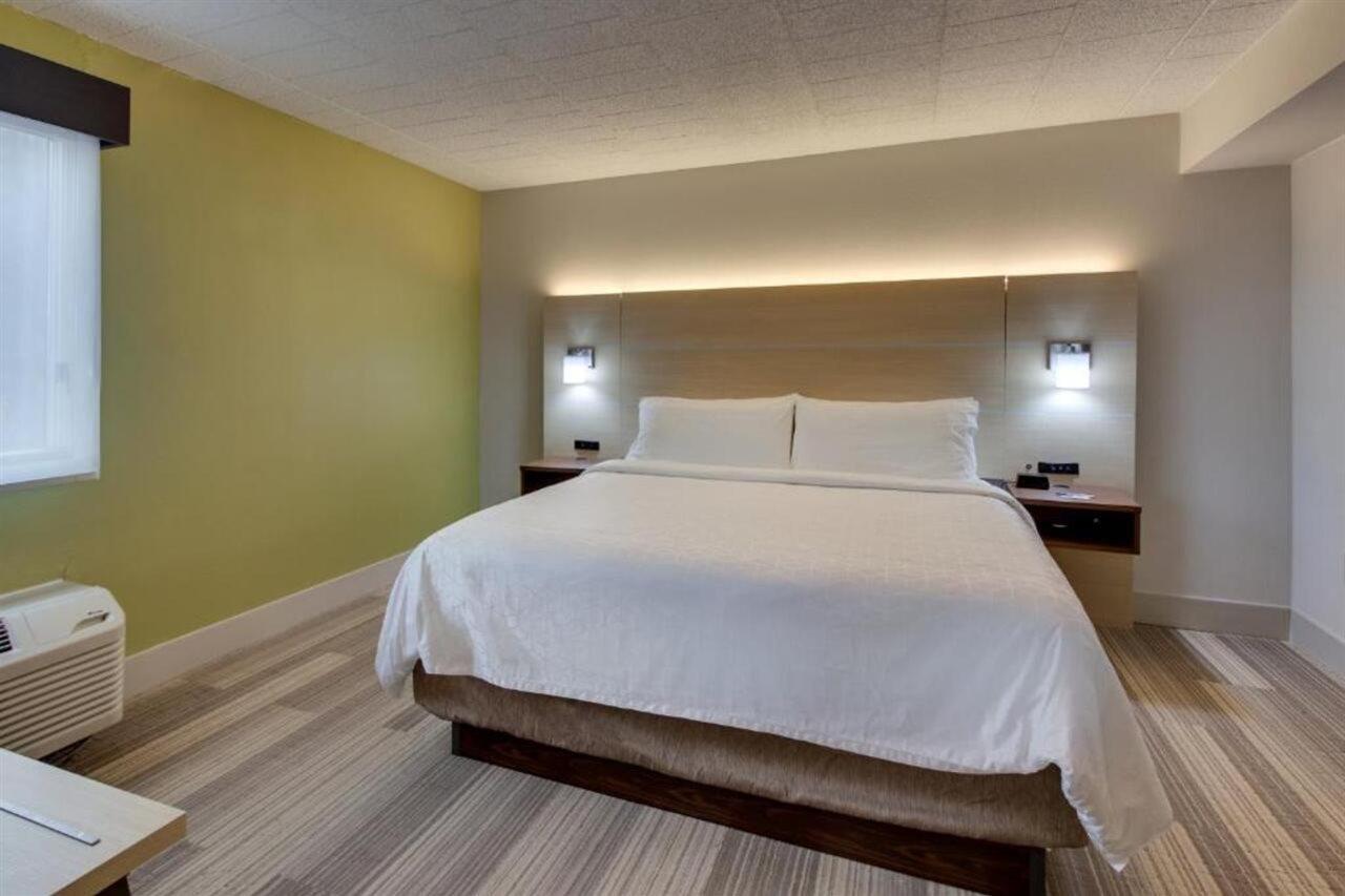 Holiday Inn Express Pittston - Scranton Airport By Ihg Exterior foto